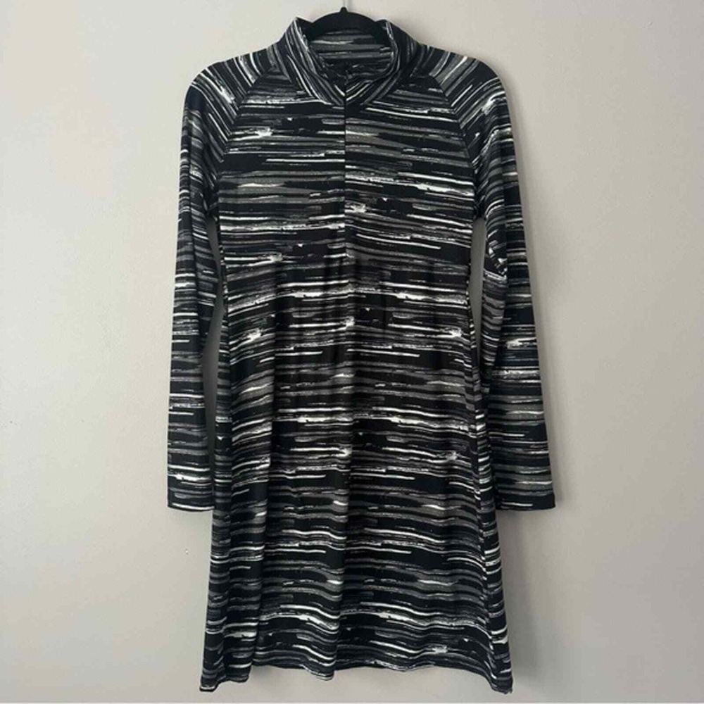 Soybu Medium Black White Gray Stripe Long Sleeve Athletic Dress